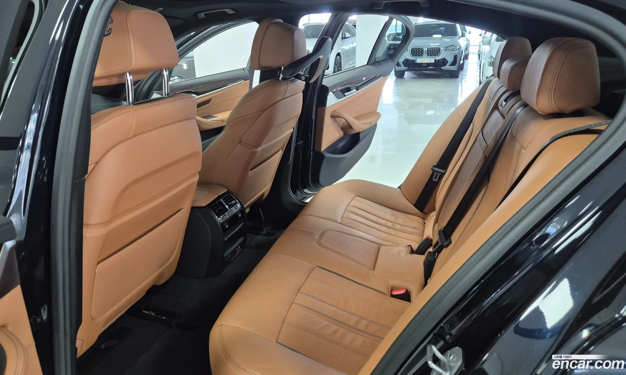 BMW 5 Series 2021 — 13