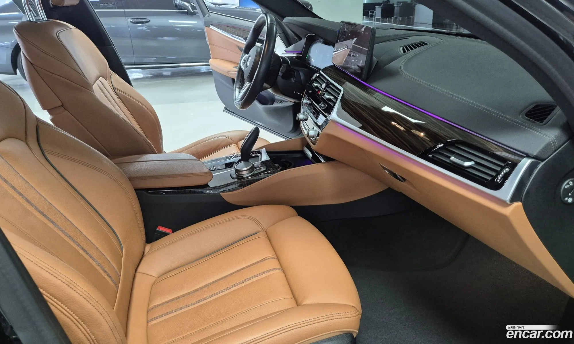 BMW 5 Series 2021 — 17