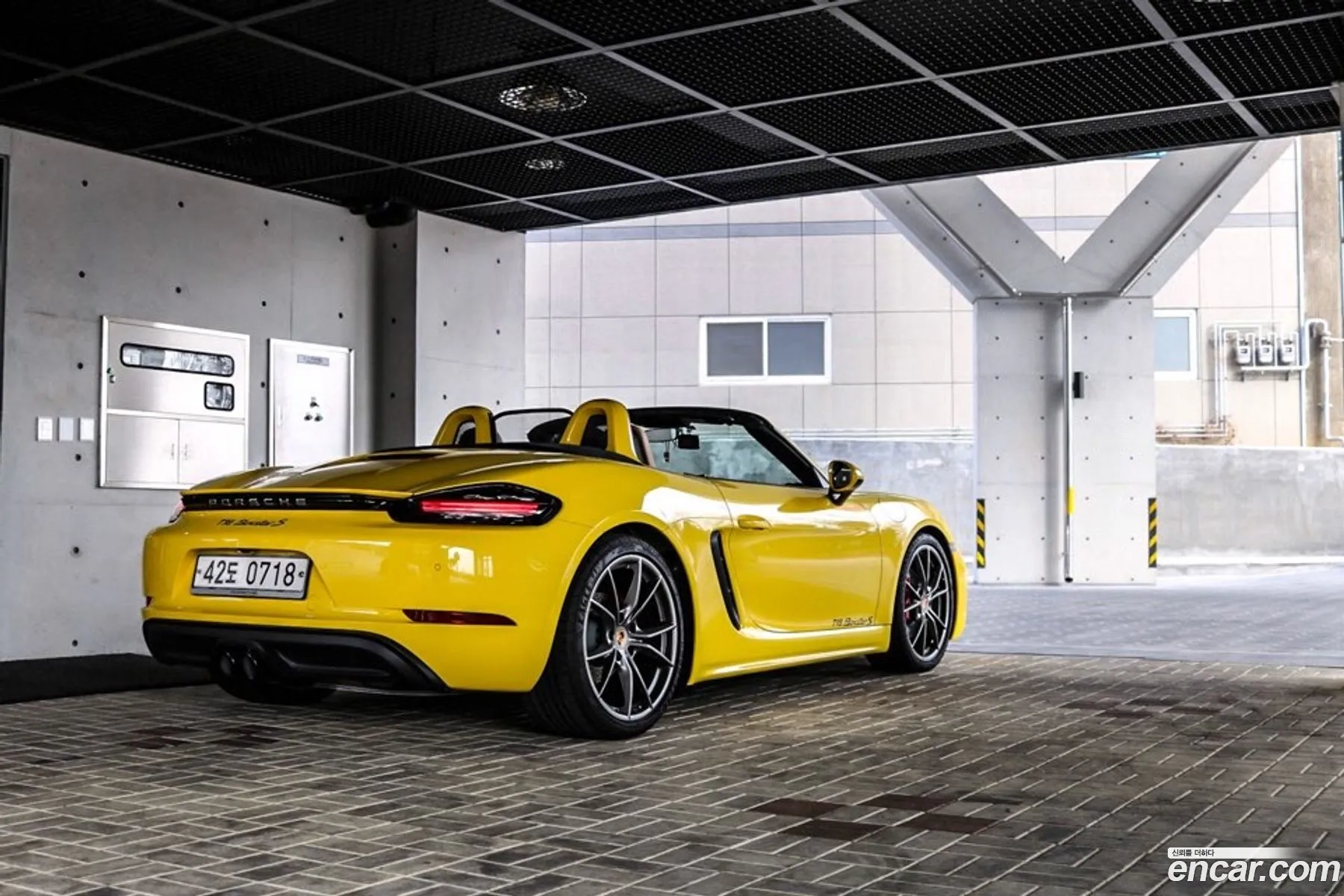 Porsche 718 Boxster 2016 — 3