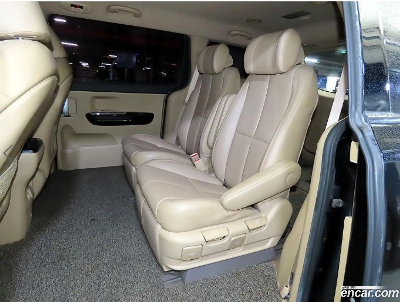 Kia Carnival 2015 — 20