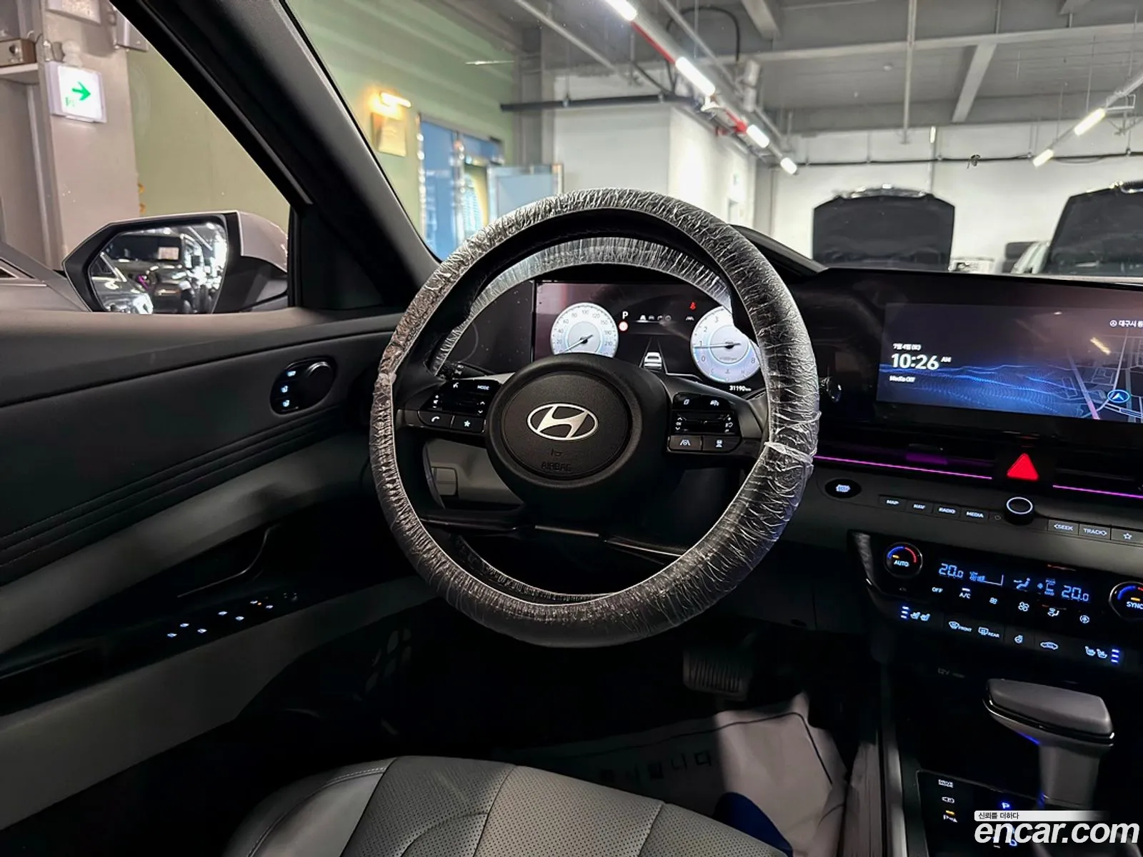 Hyundai Elantra 2023 — 9
