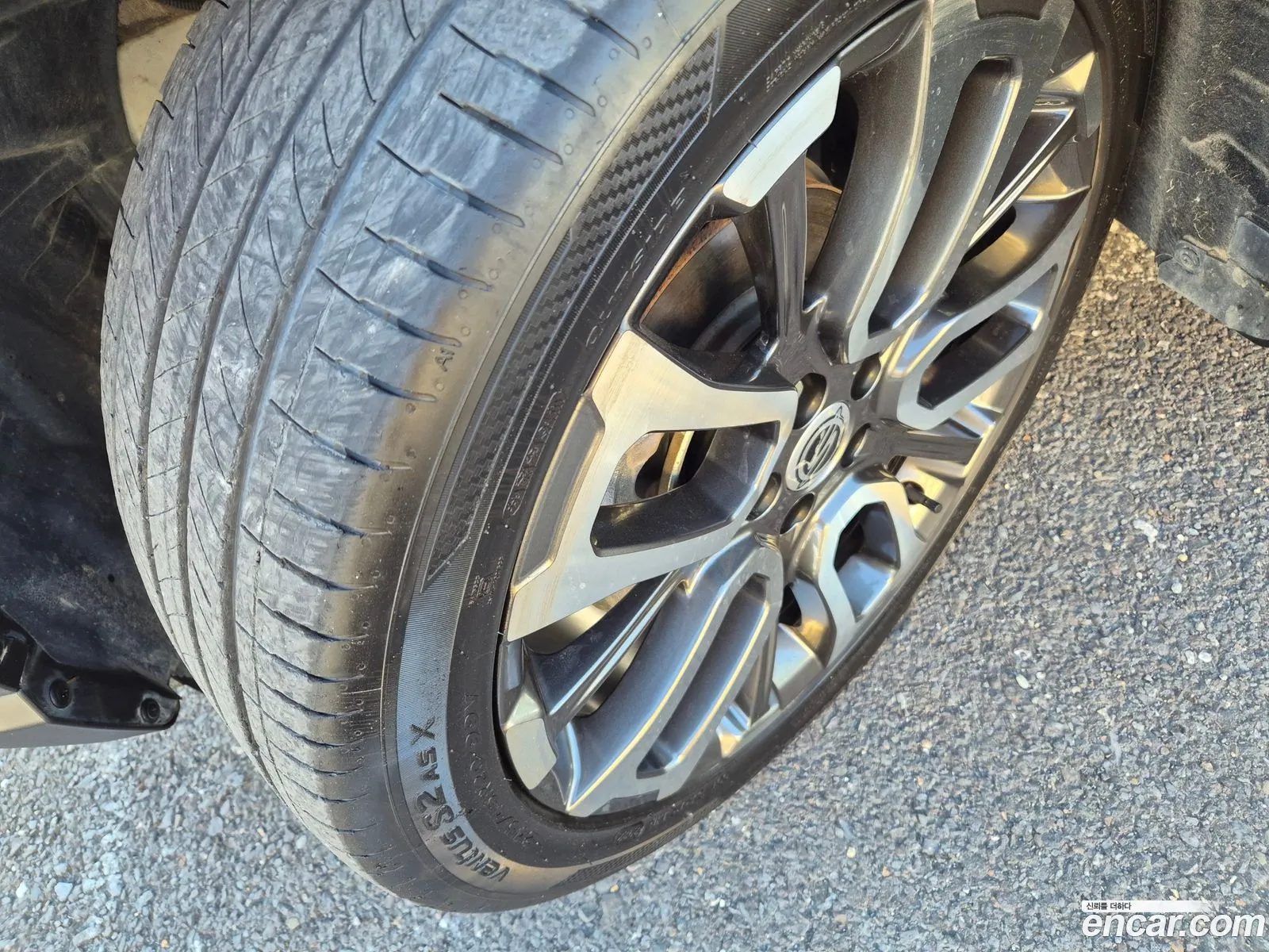 KG Mobility (SsangYong) Torres 2022 — 13