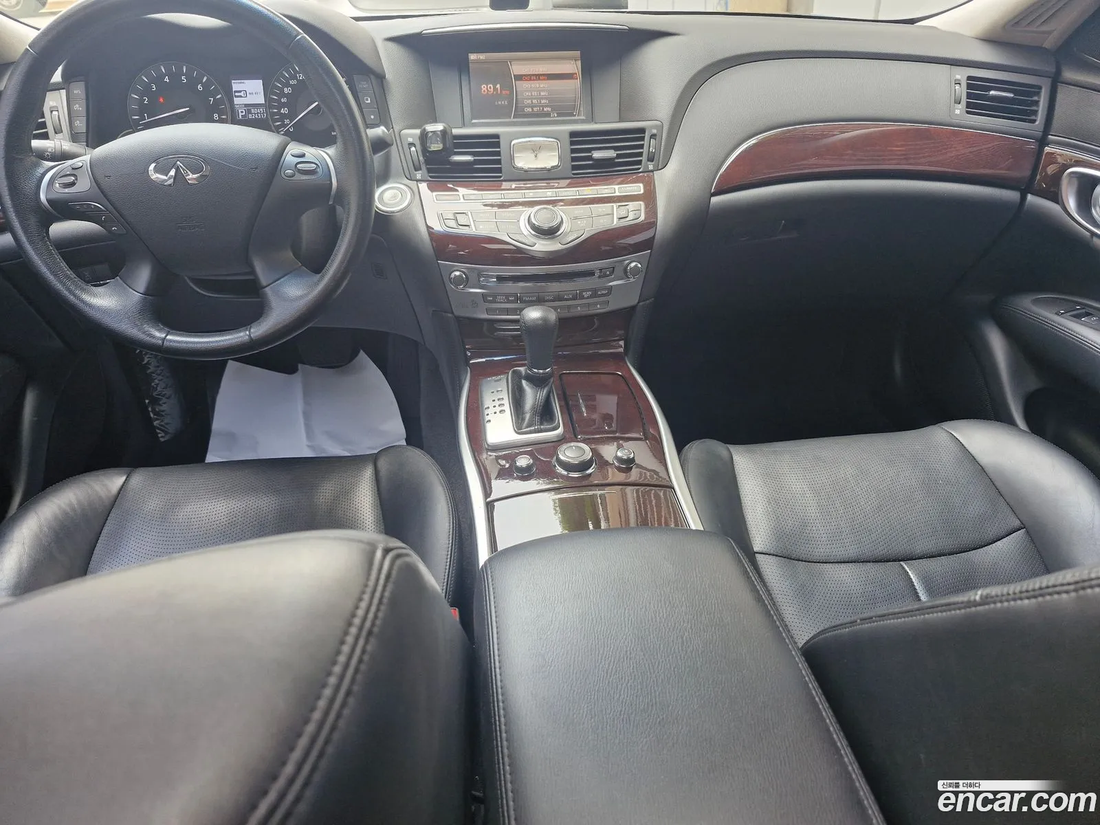 Infiniti M37 2011 — 9