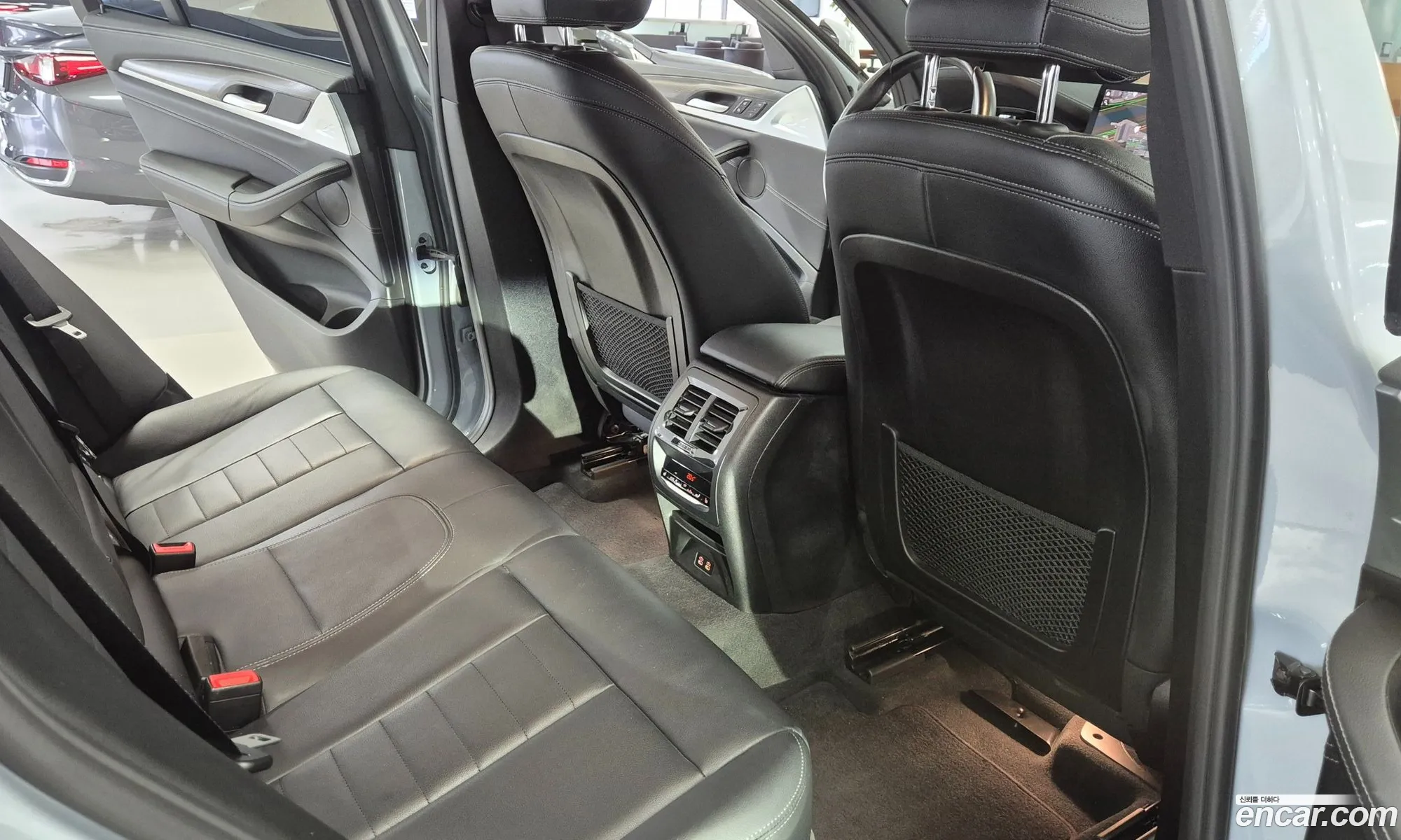 BMW X4 2023 — 10