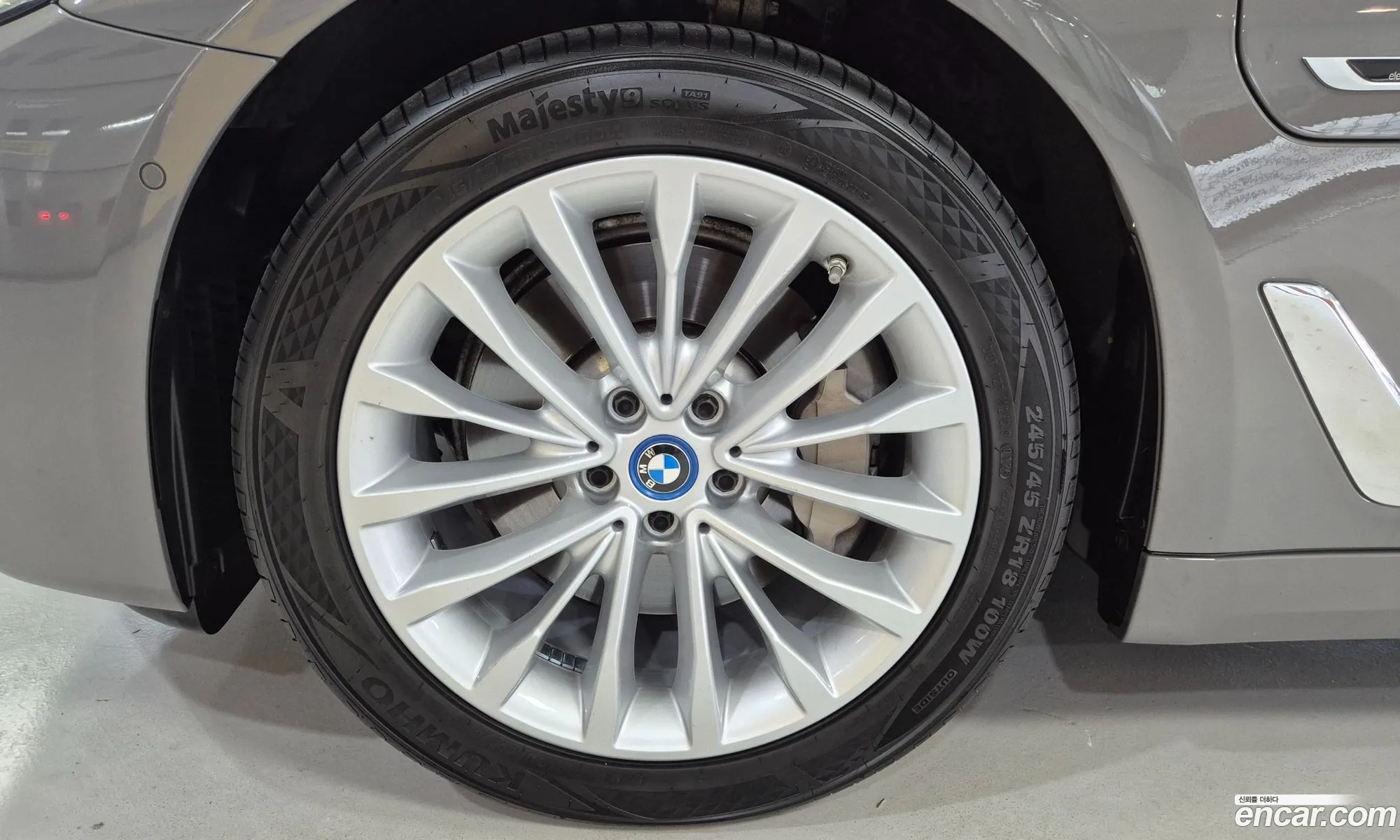 BMW 5 Series 2022 — 6