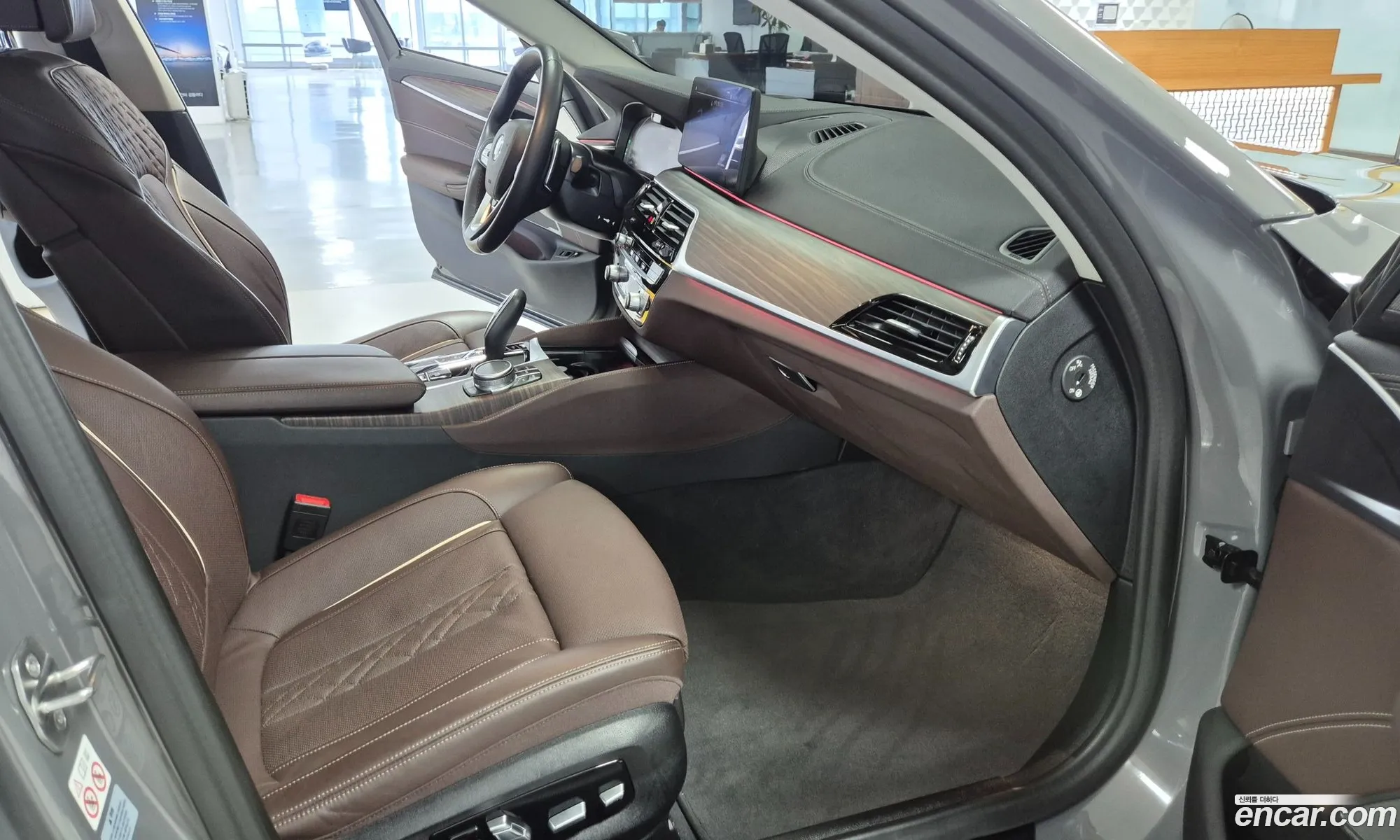 BMW 5 Series 2022 — 14
