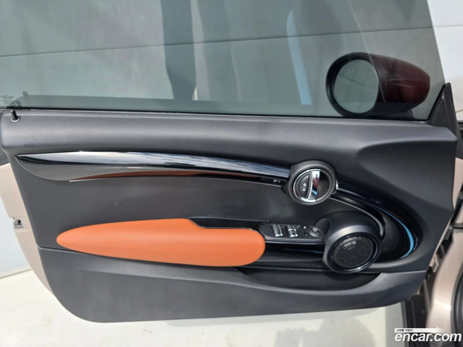 Mini Cooper S Convertible 2024 — 4