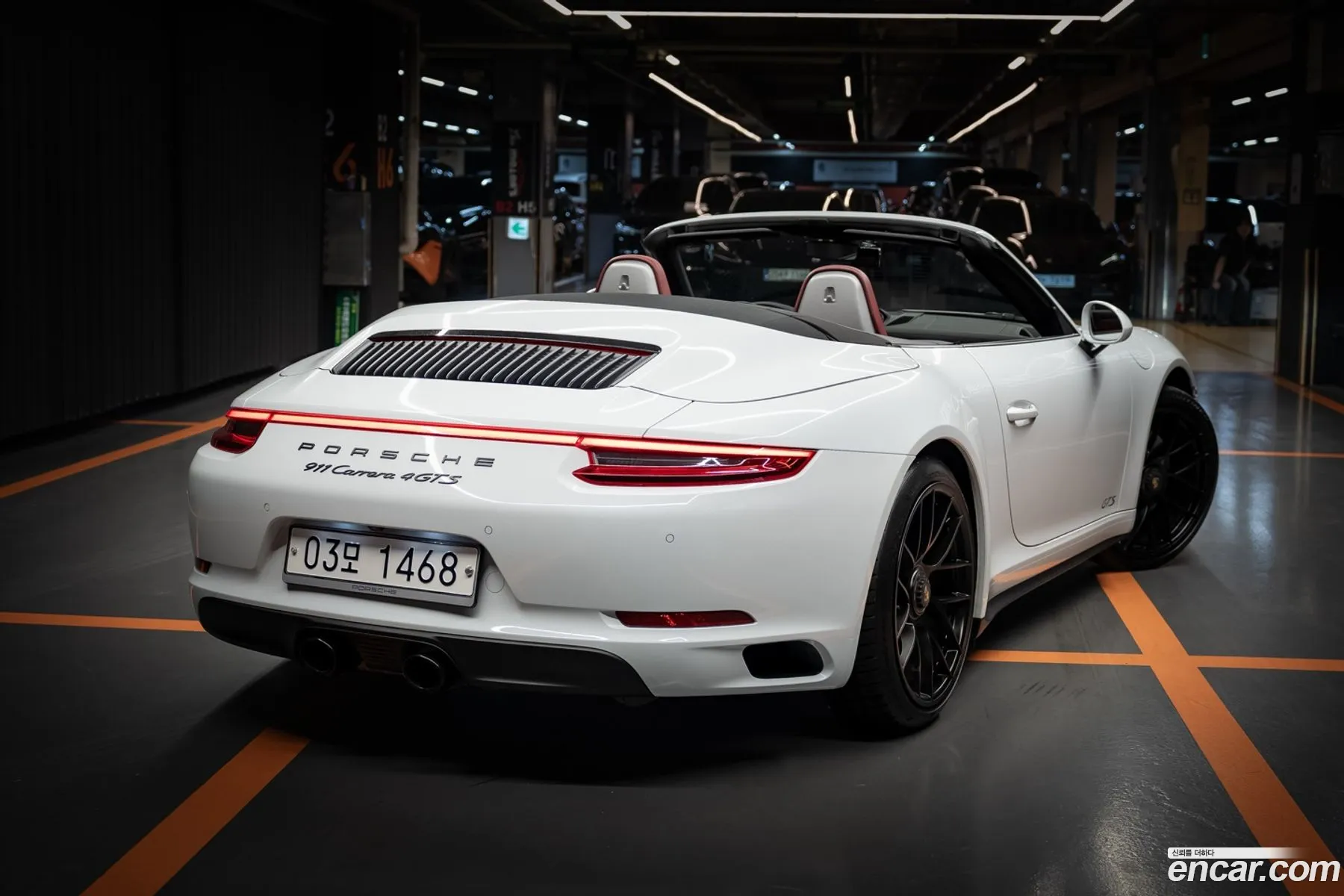 Porsche 911 2017 — 11
