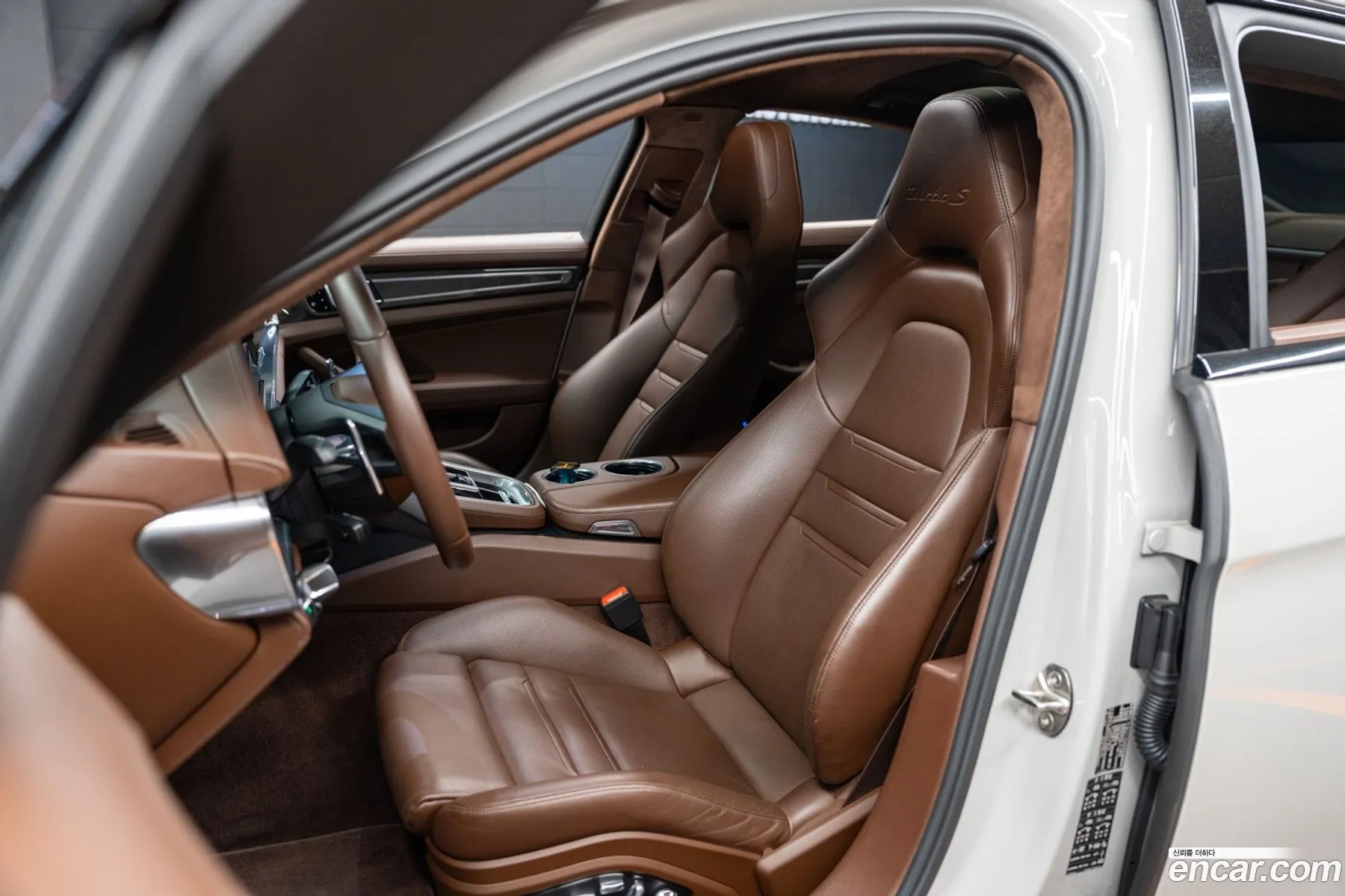 Porsche Panamera 2021 — 3