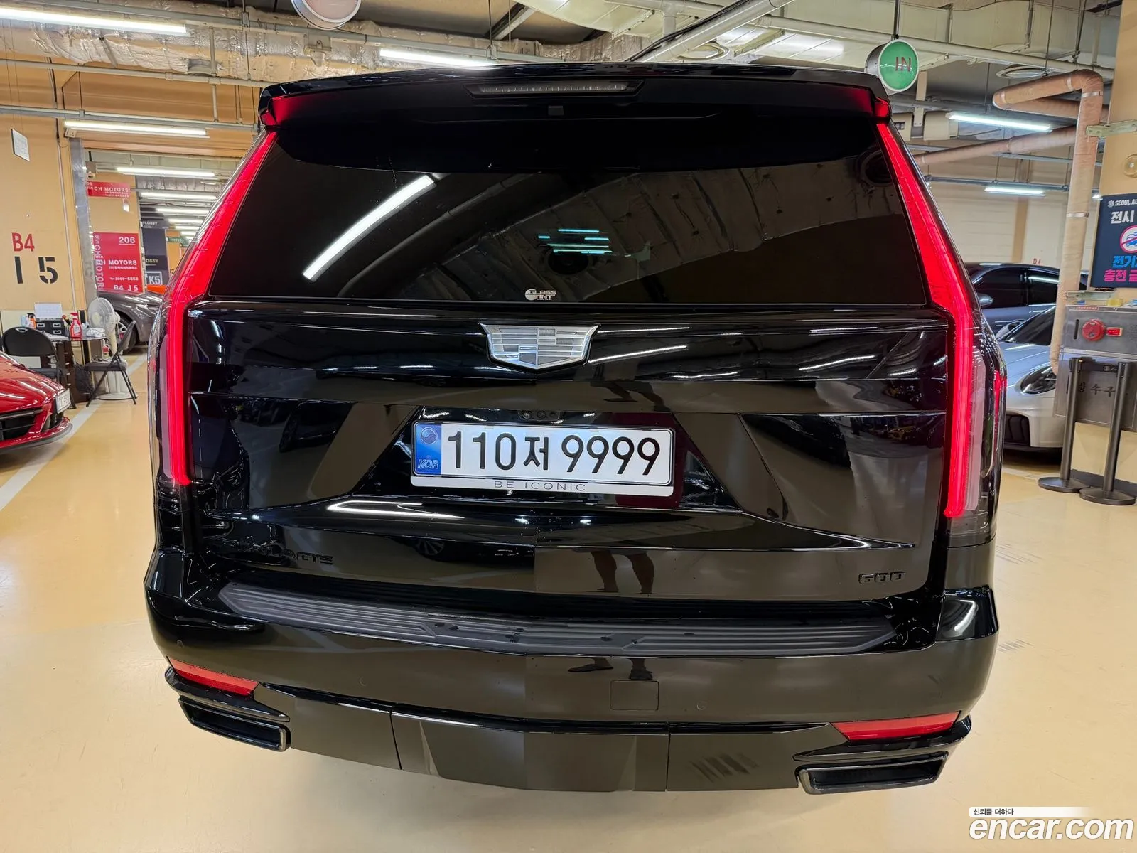 Cadillac Escalade 2023 — 5