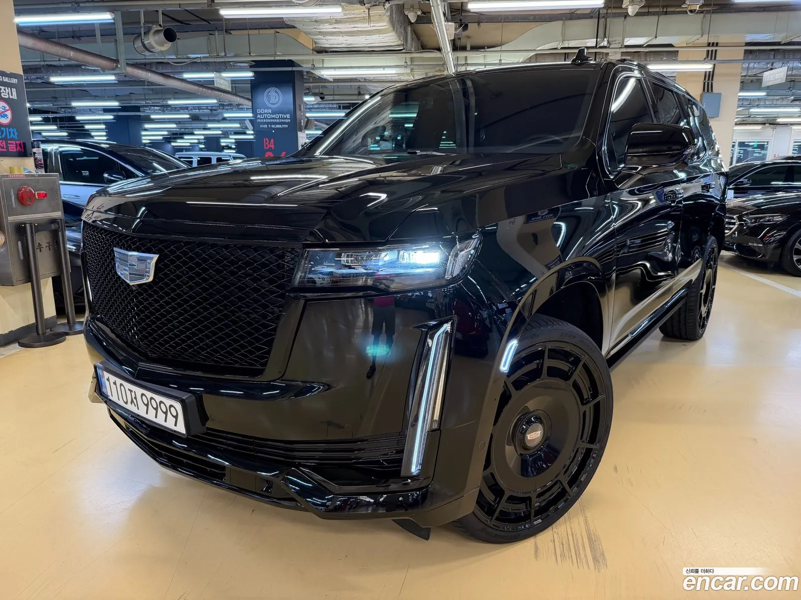 Cadillac Escalade 2023 — 18
