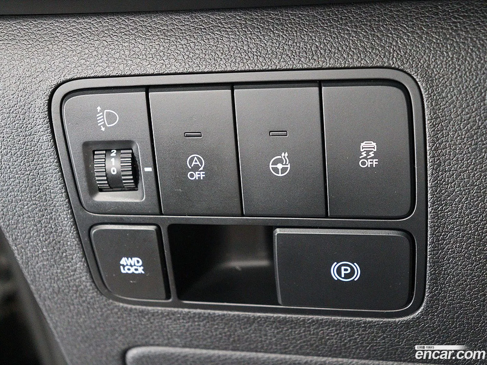Hyundai Staria 2025 — 18