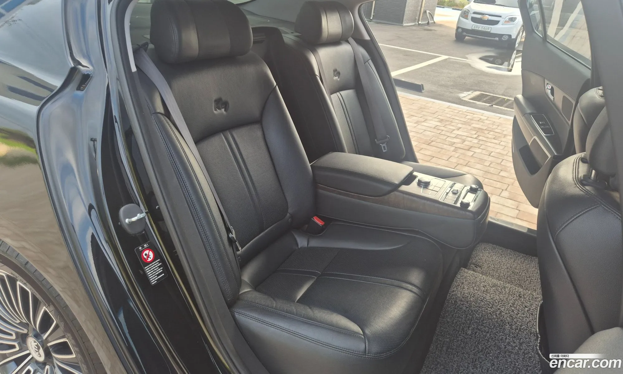 Kia K9 2013 — 17