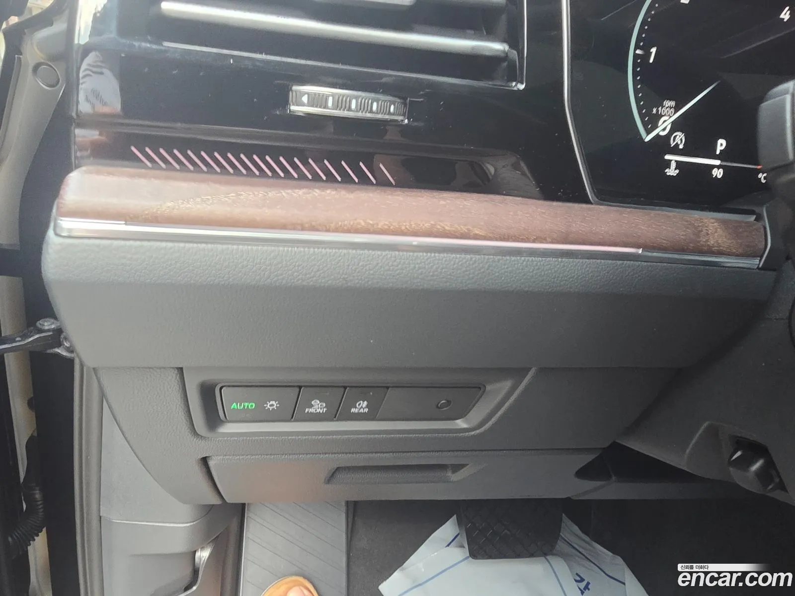 Volkswagen Touareg 2026 — 2