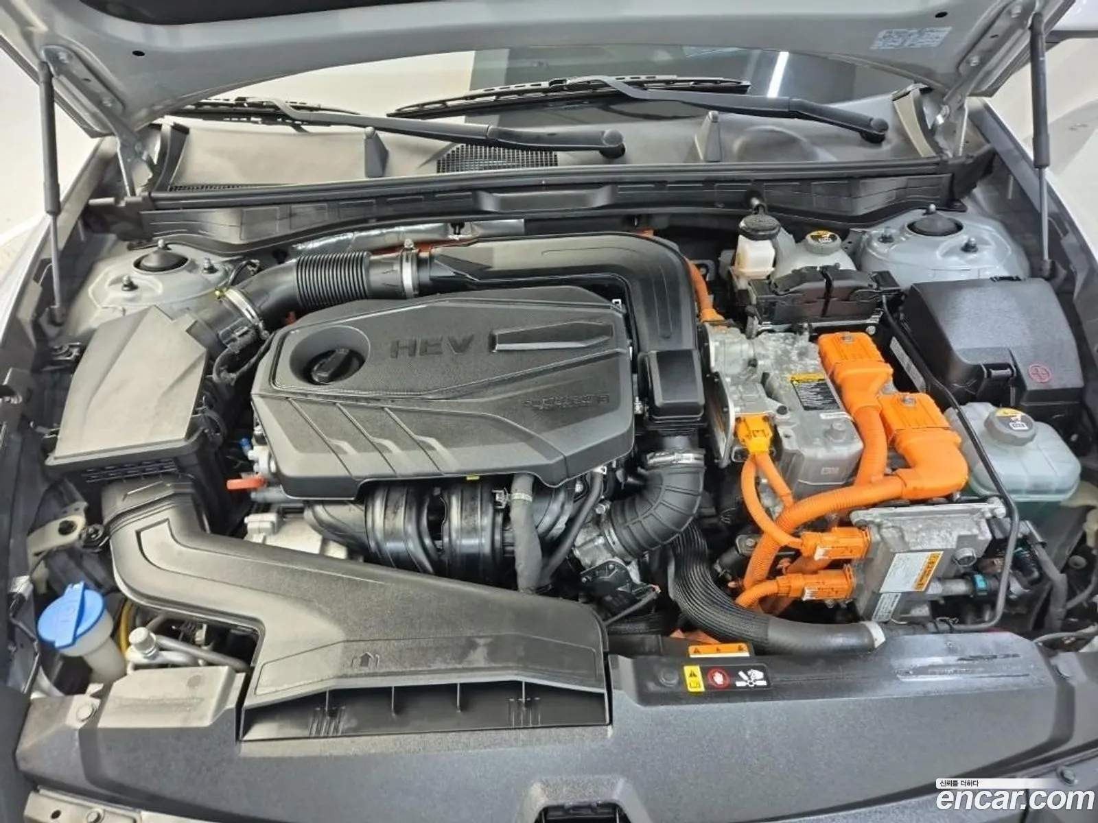 Hyundai Sonata Hybrid 2019 — 13