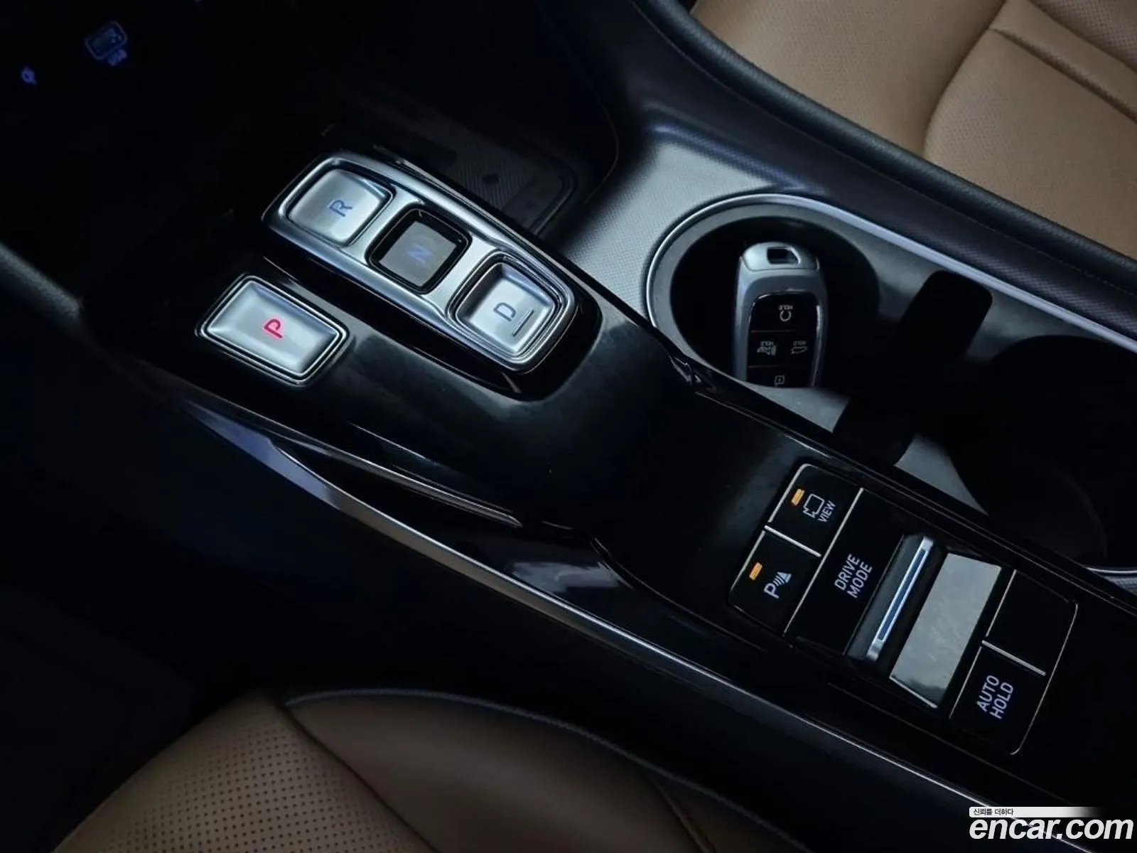 Hyundai Sonata Hybrid 2019 — 9
