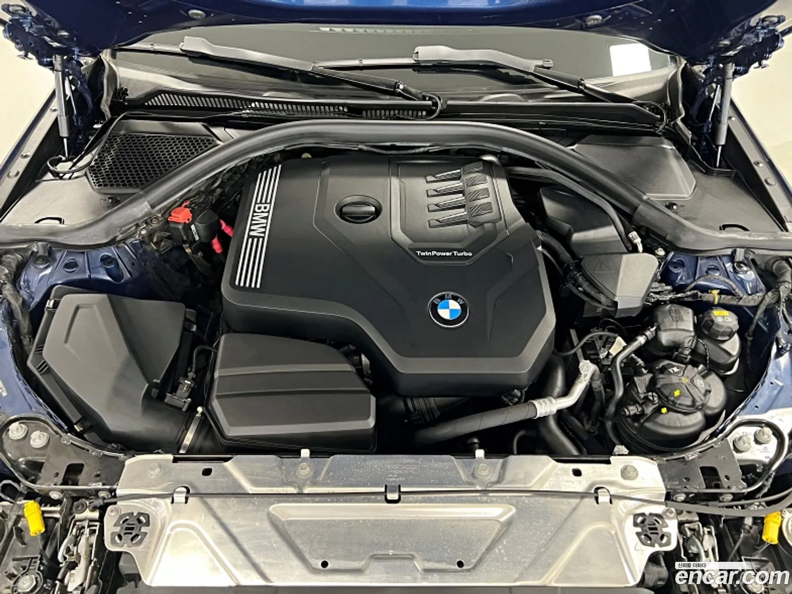 BMW 3 Series 2022 — 17
