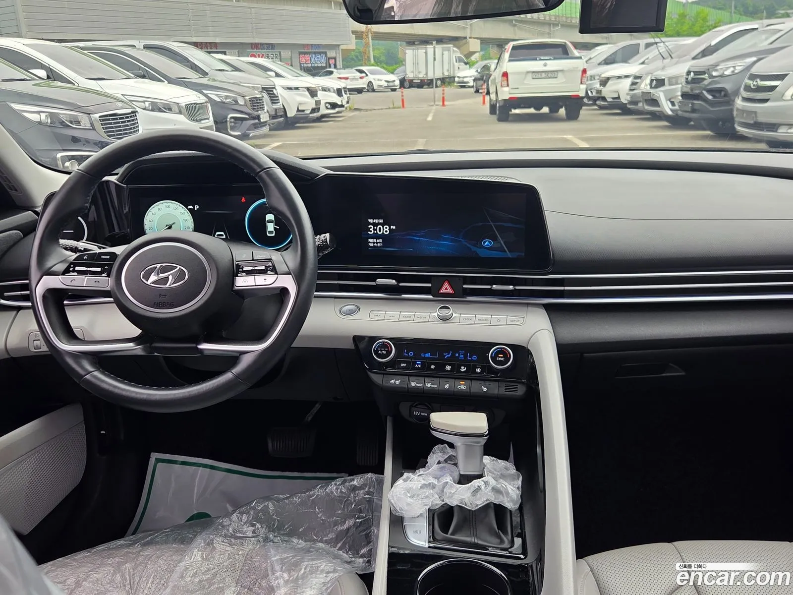 Hyundai Elantra 2021 — 10
