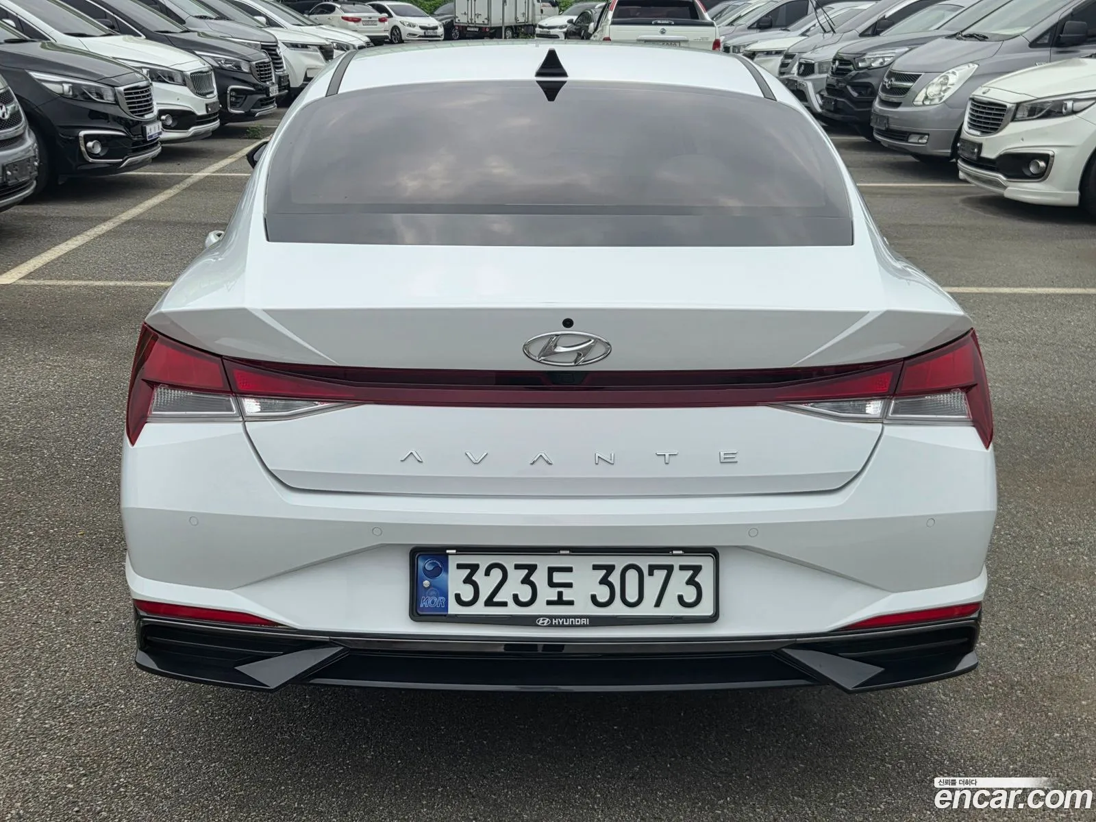 Hyundai Elantra 2021 — 16