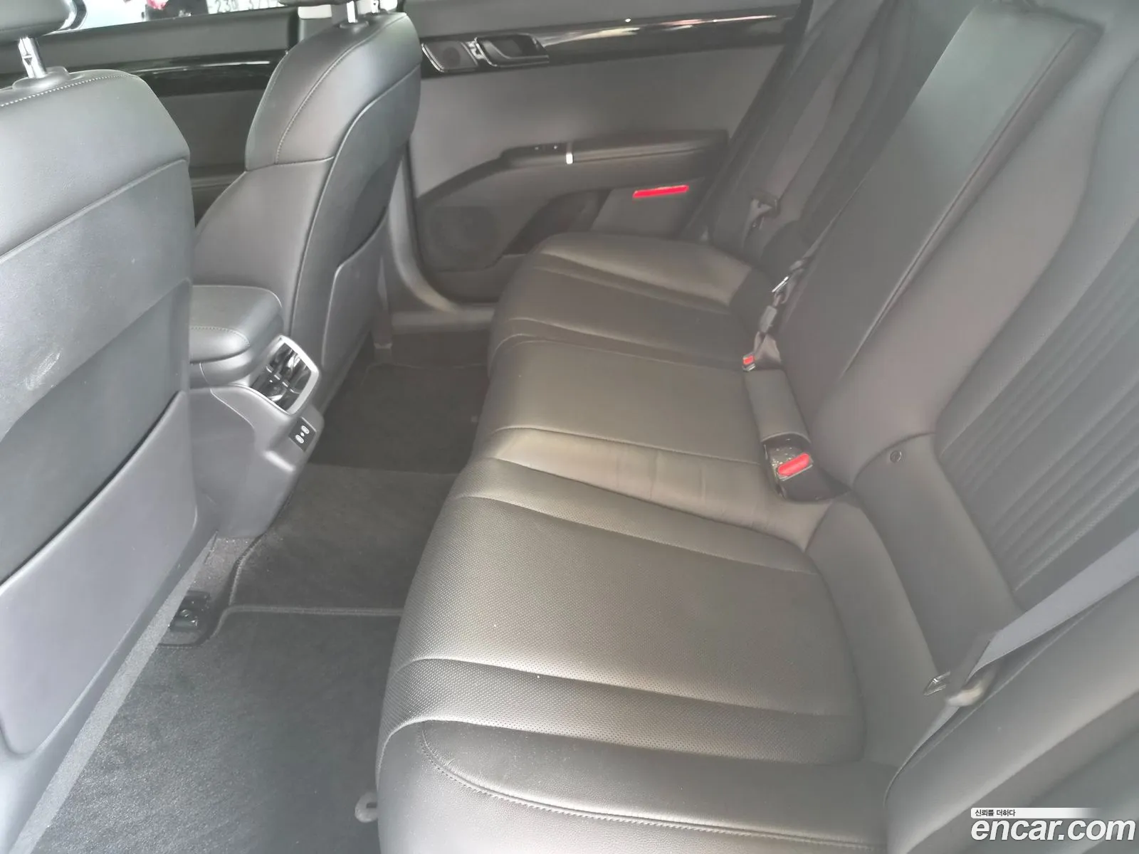 Hyundai Grandeur 2023 — 10