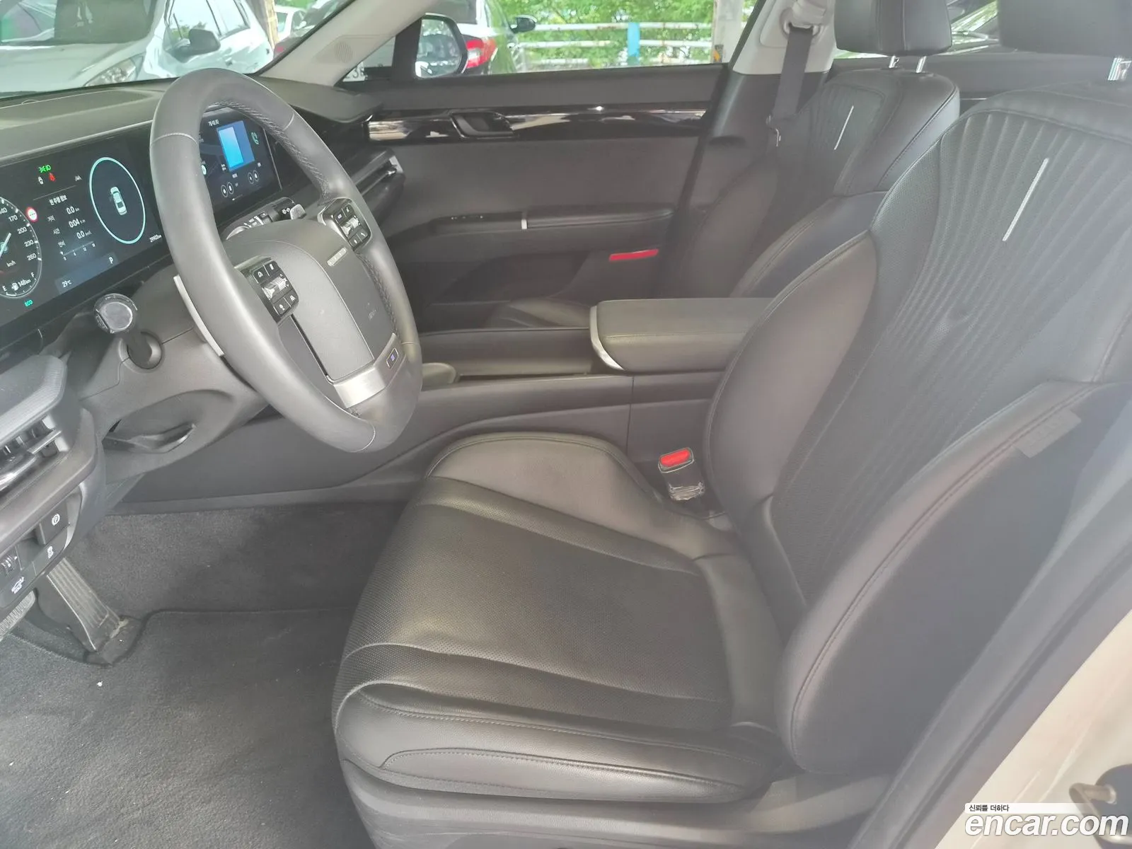 Hyundai Grandeur 2023 — 13