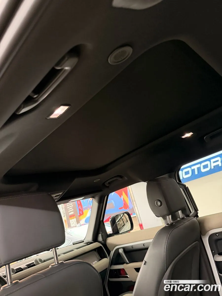 Land Rover Defender 2023 — 5