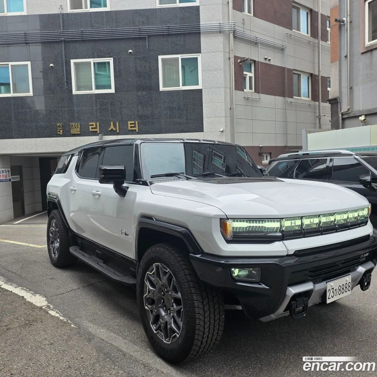 GMC Hummer EV 2026 — 14