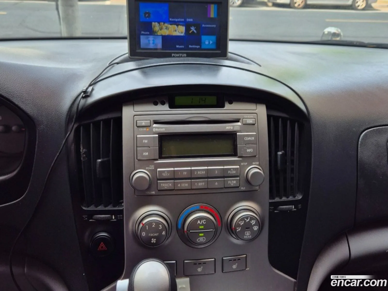 Hyundai Grand Starex 2015 — 15
