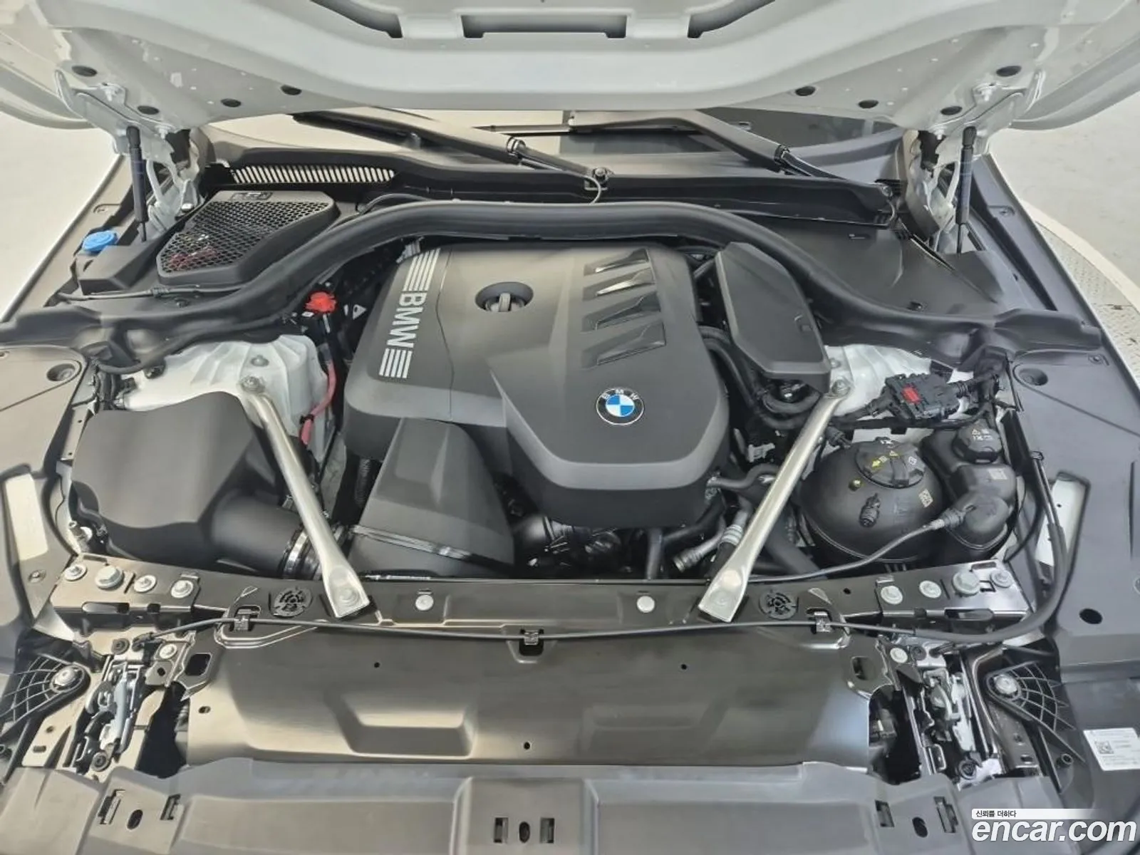 BMW 5 Series 2025 — 10