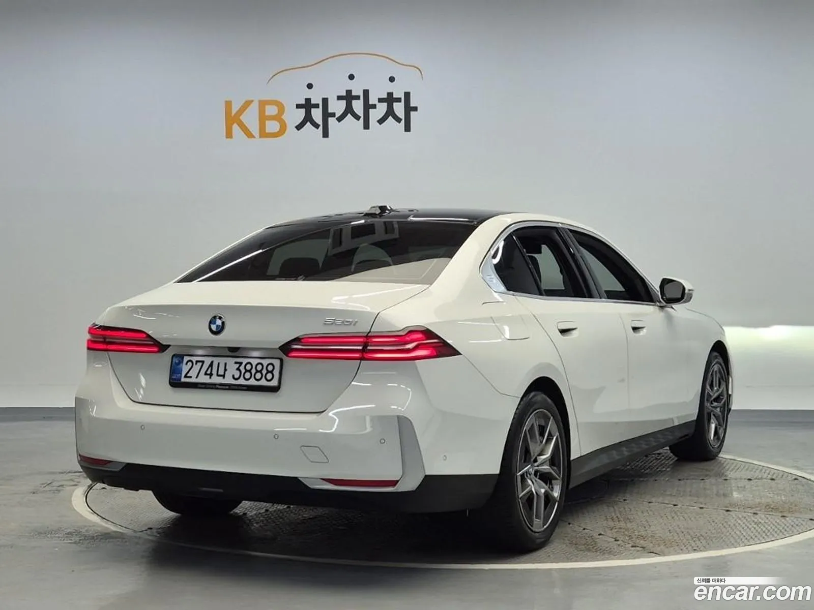 BMW 5 Series 2025 — 16