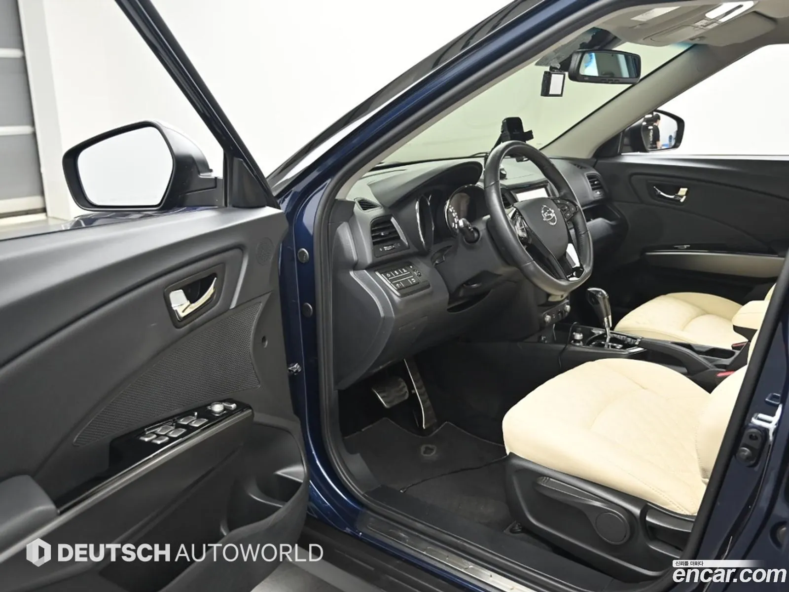 KG Mobility (SsangYong) Tivoli Air 2017 — 9