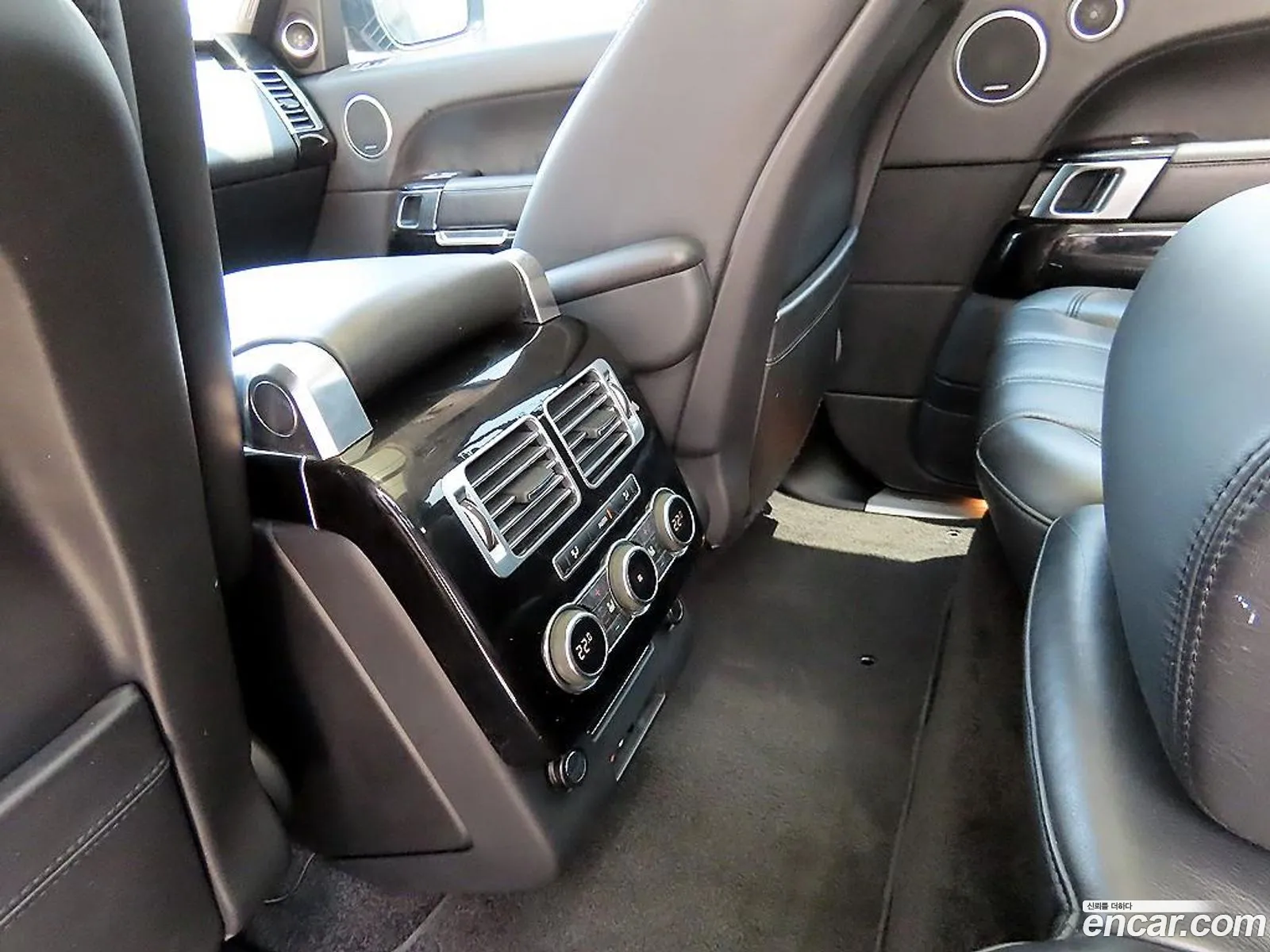 Land Rover Range Rover 2013 — 19