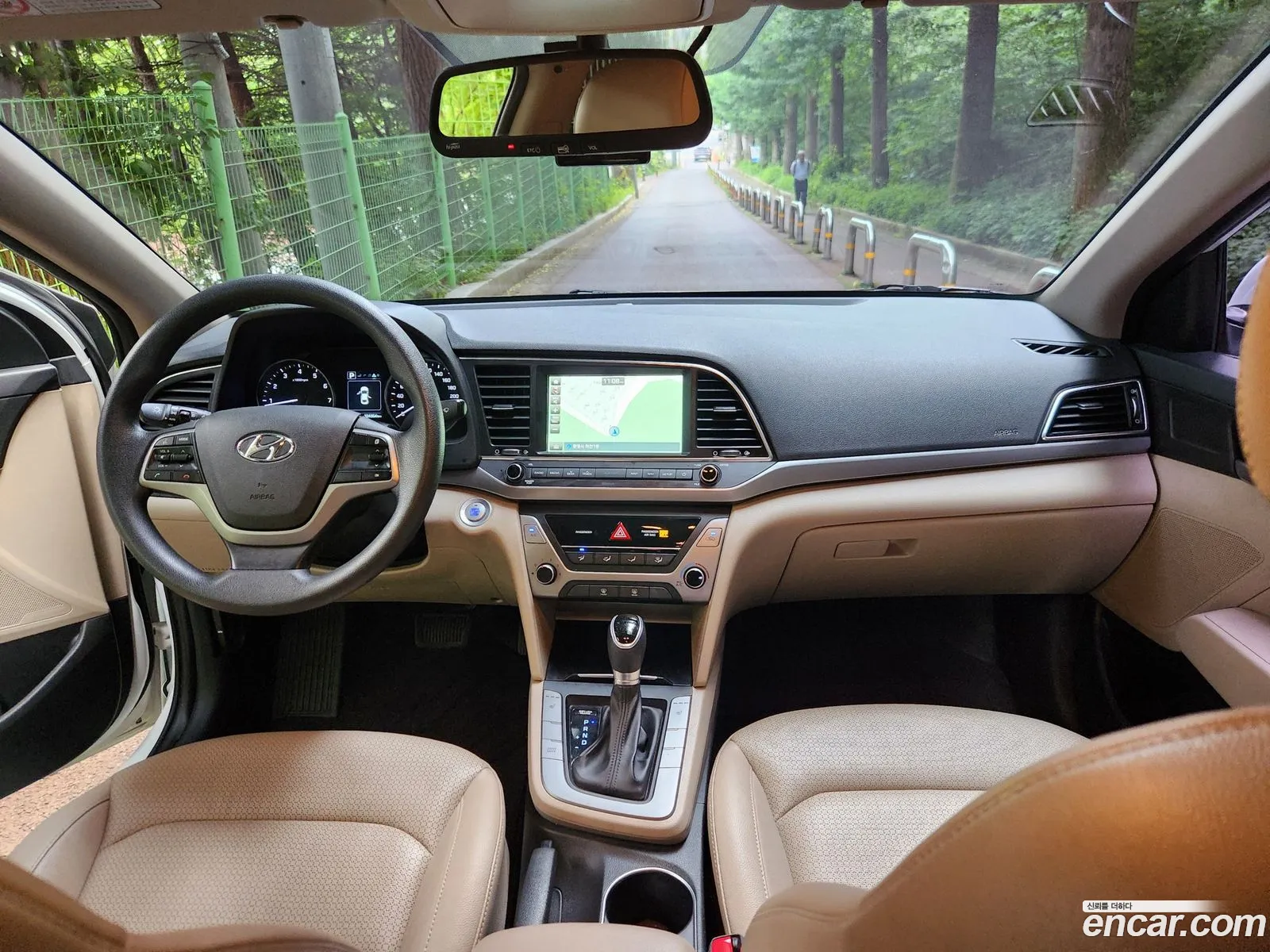 Hyundai Elantra AD 2017 — 18
