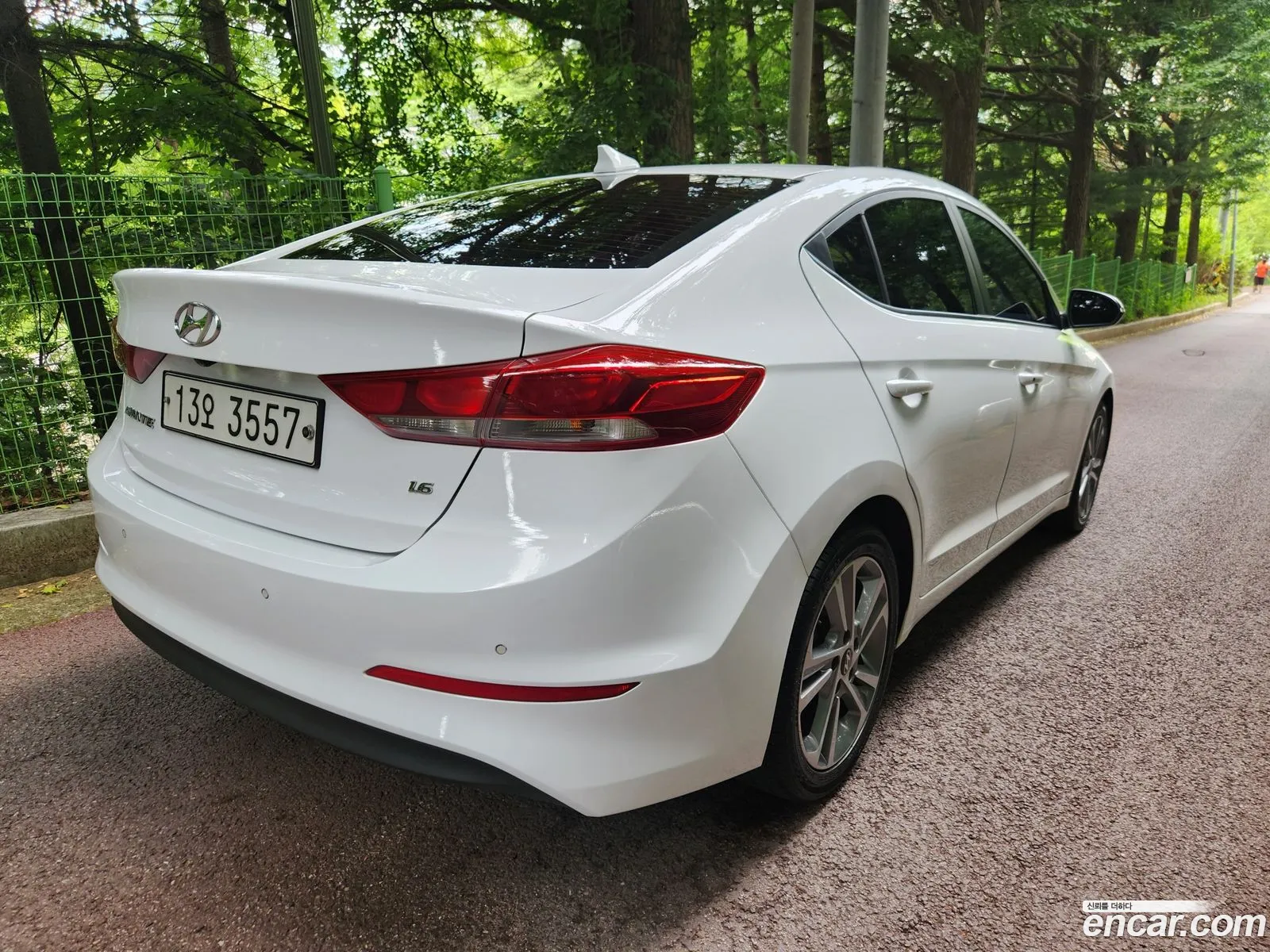 Hyundai Elantra AD 2017 — 6