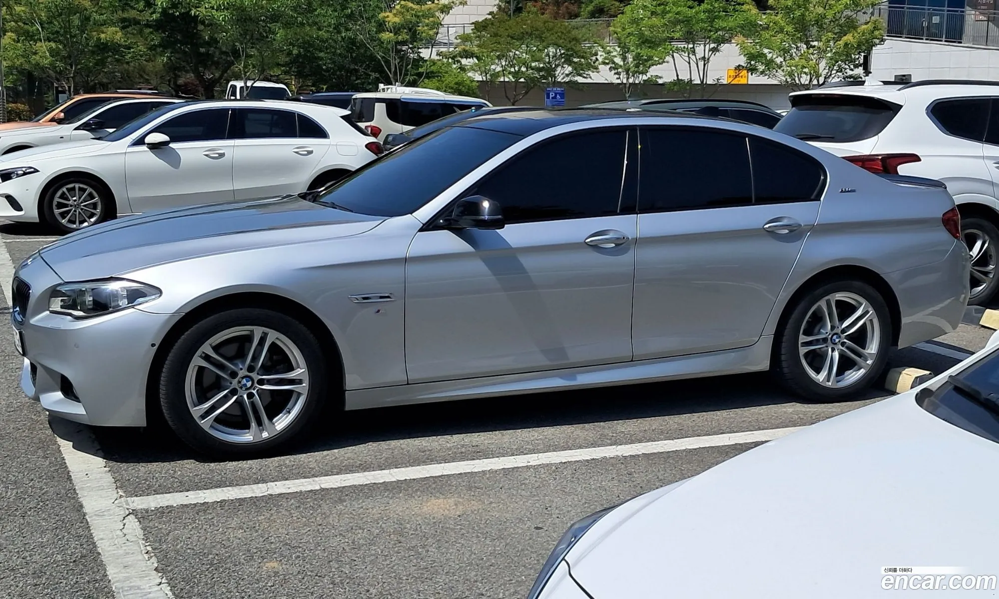 BMW 5 Series 2016 — 5