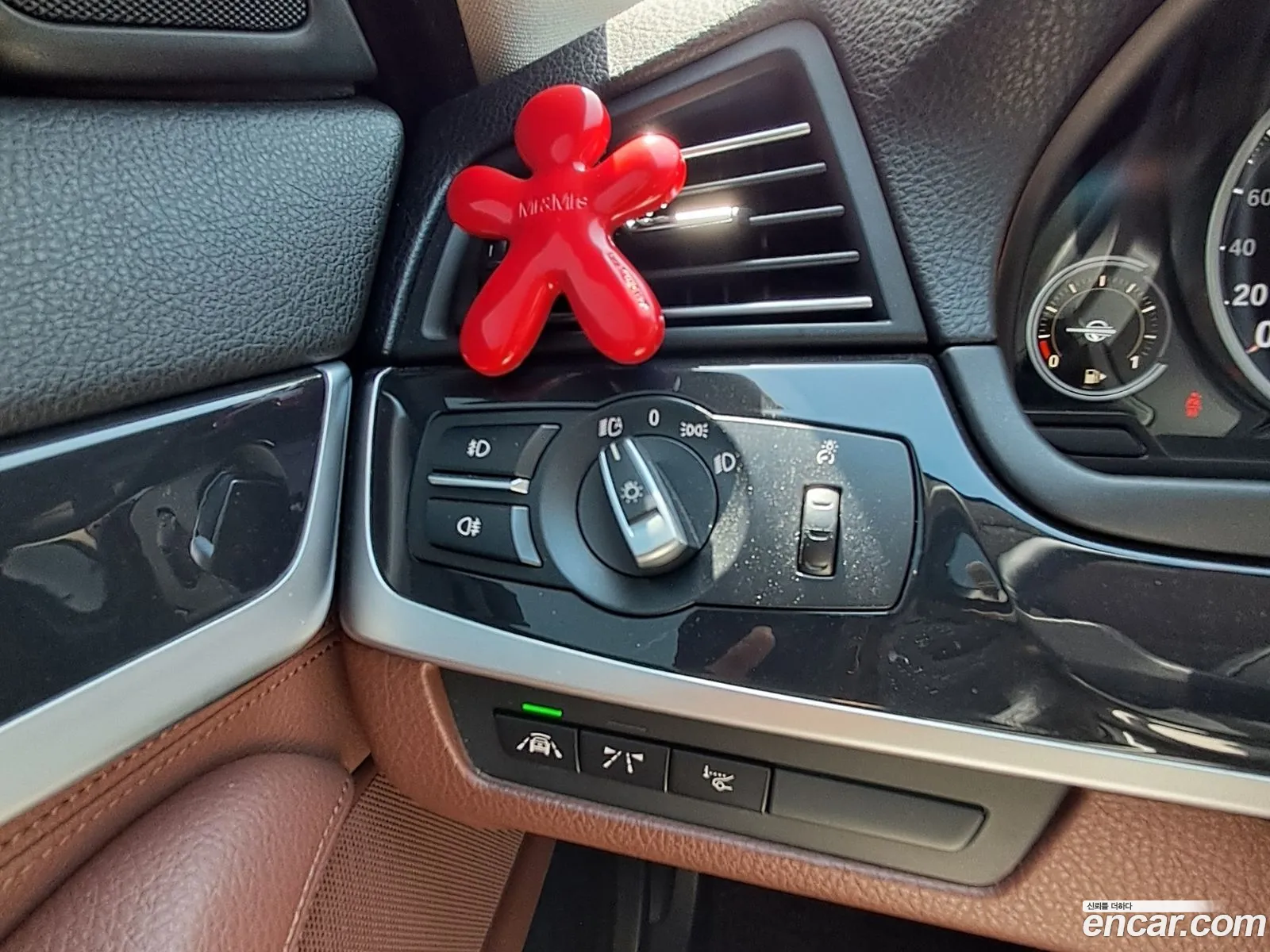 BMW 5 Series 2016 — 16