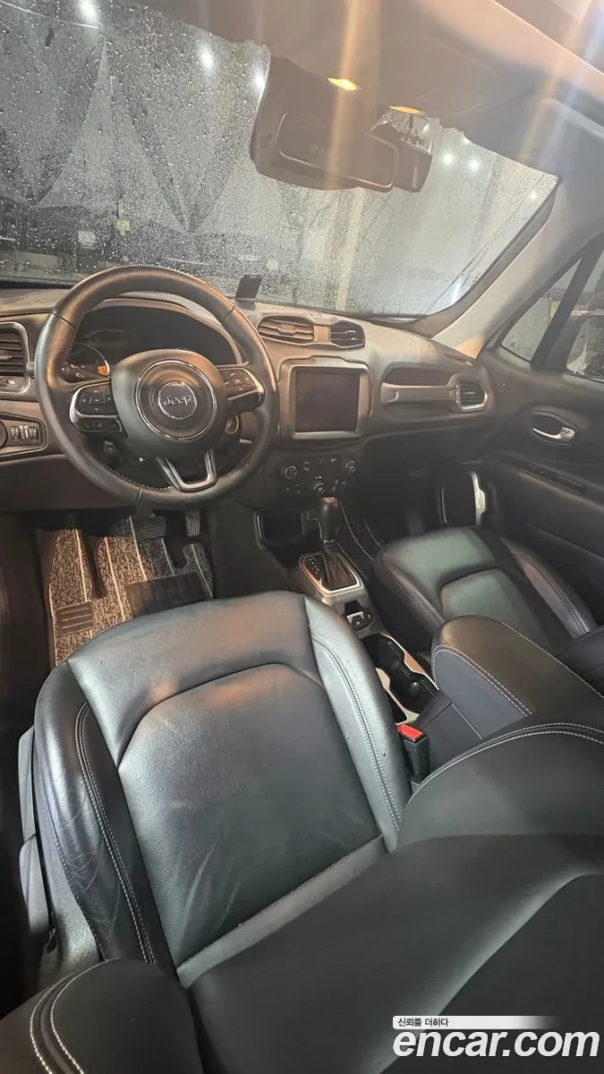 Jeep Renegade 2020 — 8