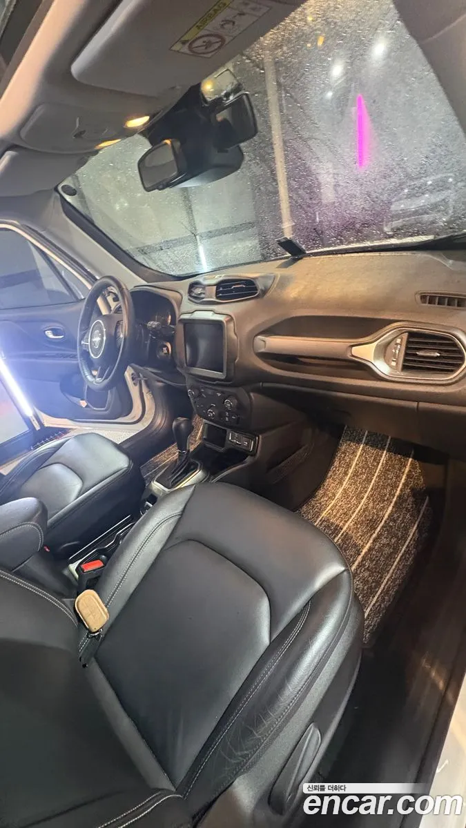 Jeep Renegade 2020 — 9
