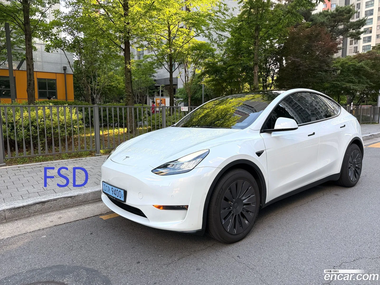 Tesla Model Y 2022 — 15