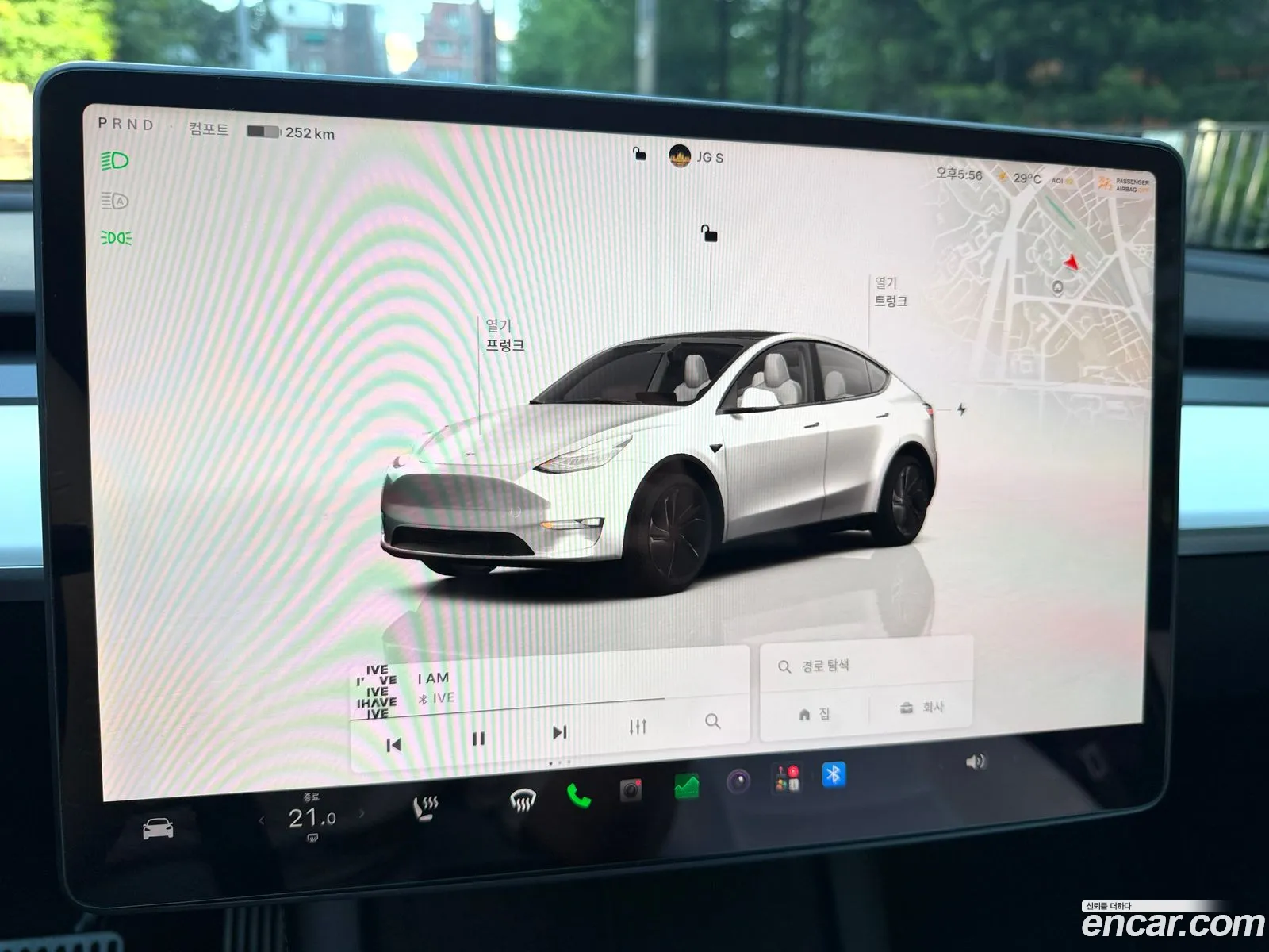 Tesla Model Y 2022 — 5