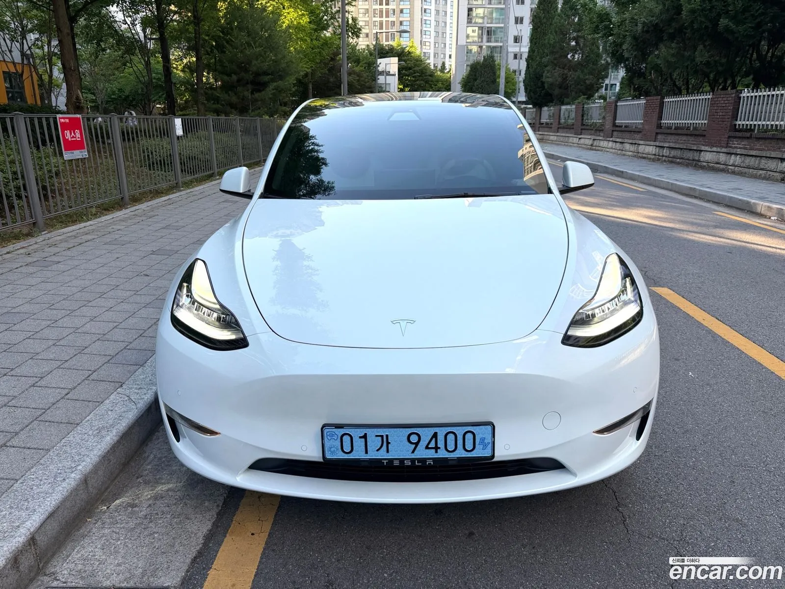 Tesla Model Y 2022 — 10