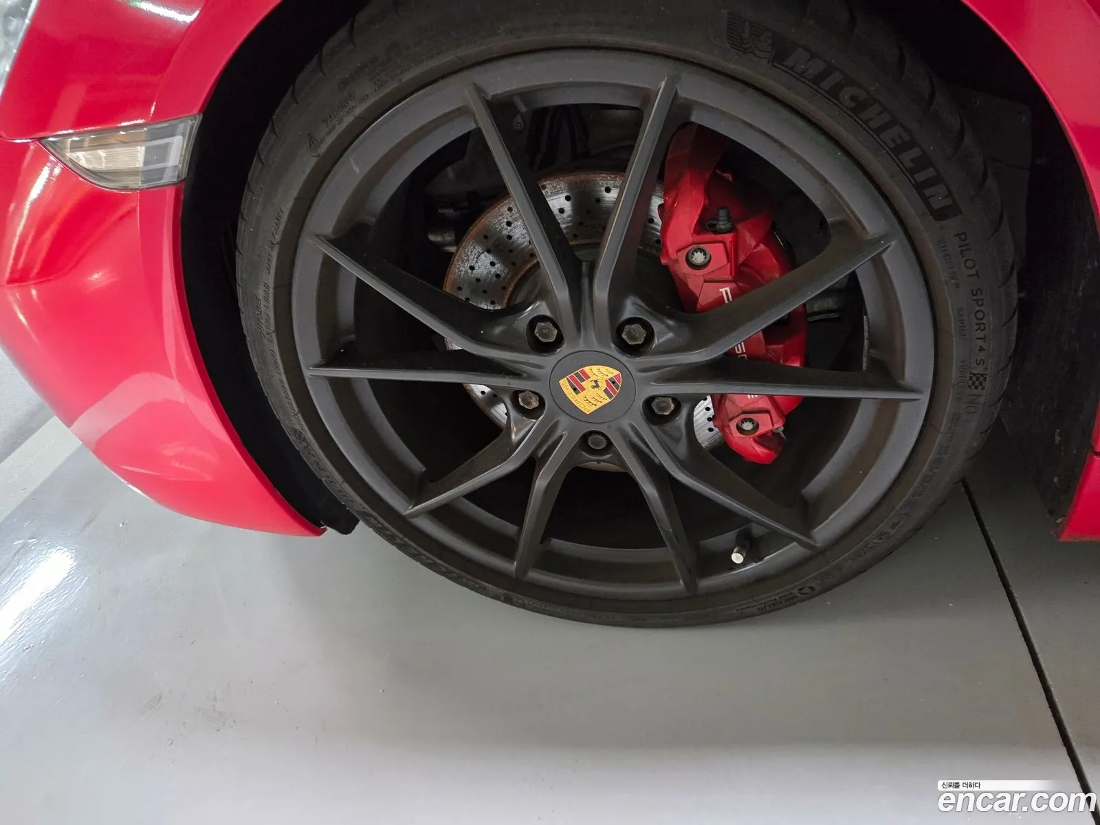 Porsche 718 Boxster 2018 — 12