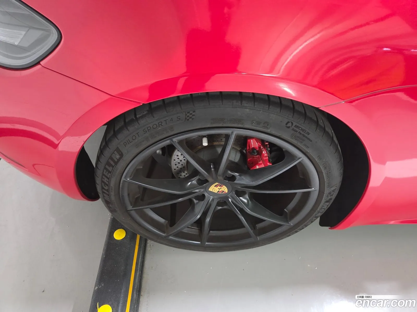 Porsche 718 Boxster 2018 — 10