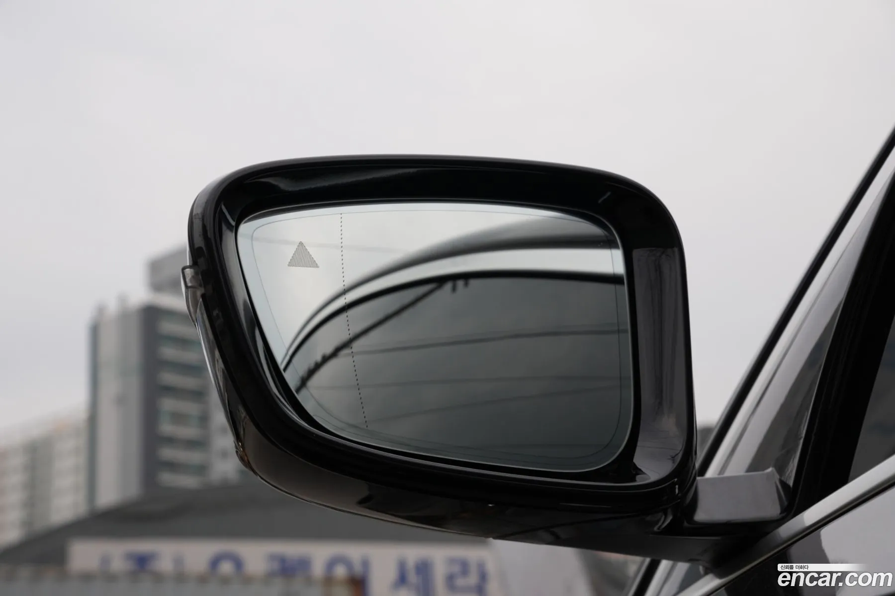 BMW 5 Series 2023 — 18