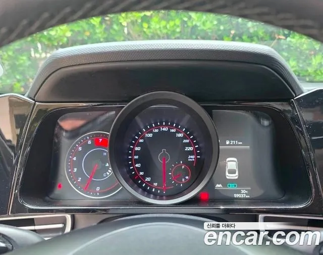 Hyundai Elantra 2021 — 3