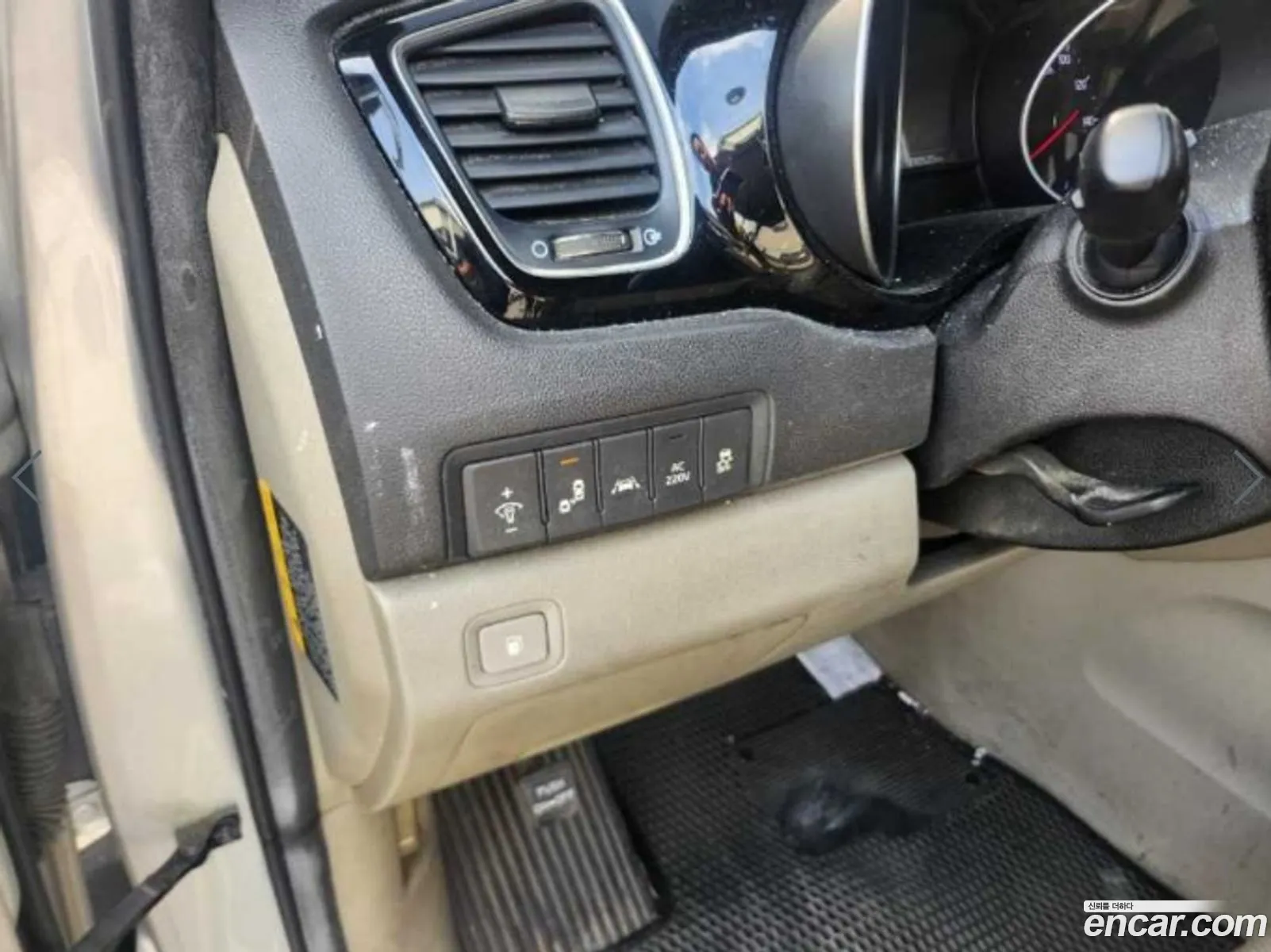 Kia Carnival 2014 — 4