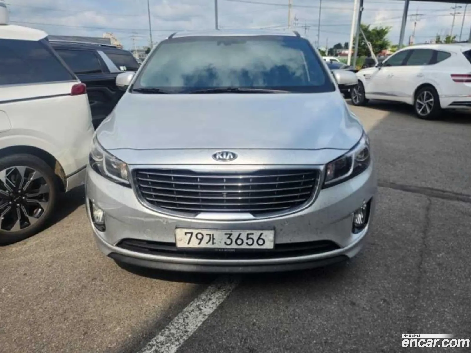 Kia Carnival 2014 — 10