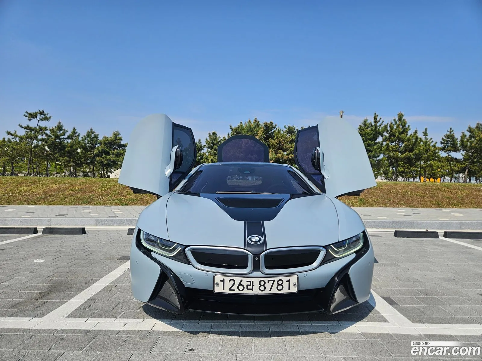 BMW i8 2016 — 13