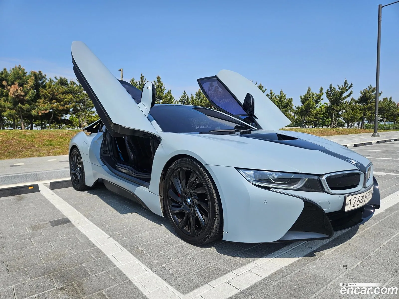 BMW i8 2016 — 12