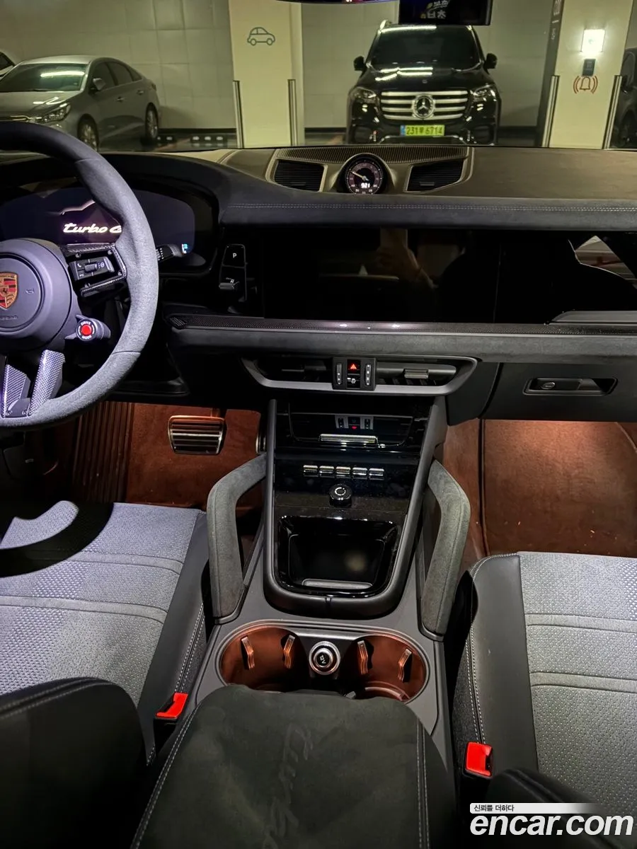 Porsche Cayenne 2024 — 12